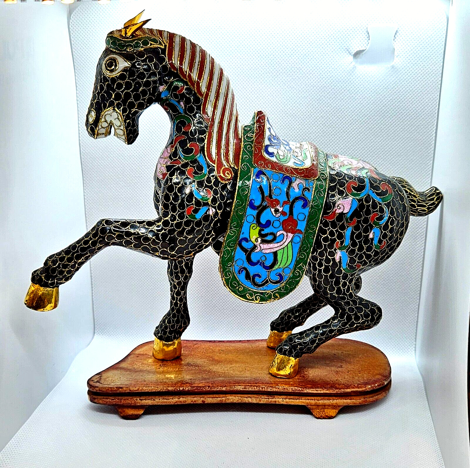 Vintage Closionne Horse of Kenshu.Hand Painted Enamel with Lots of Details