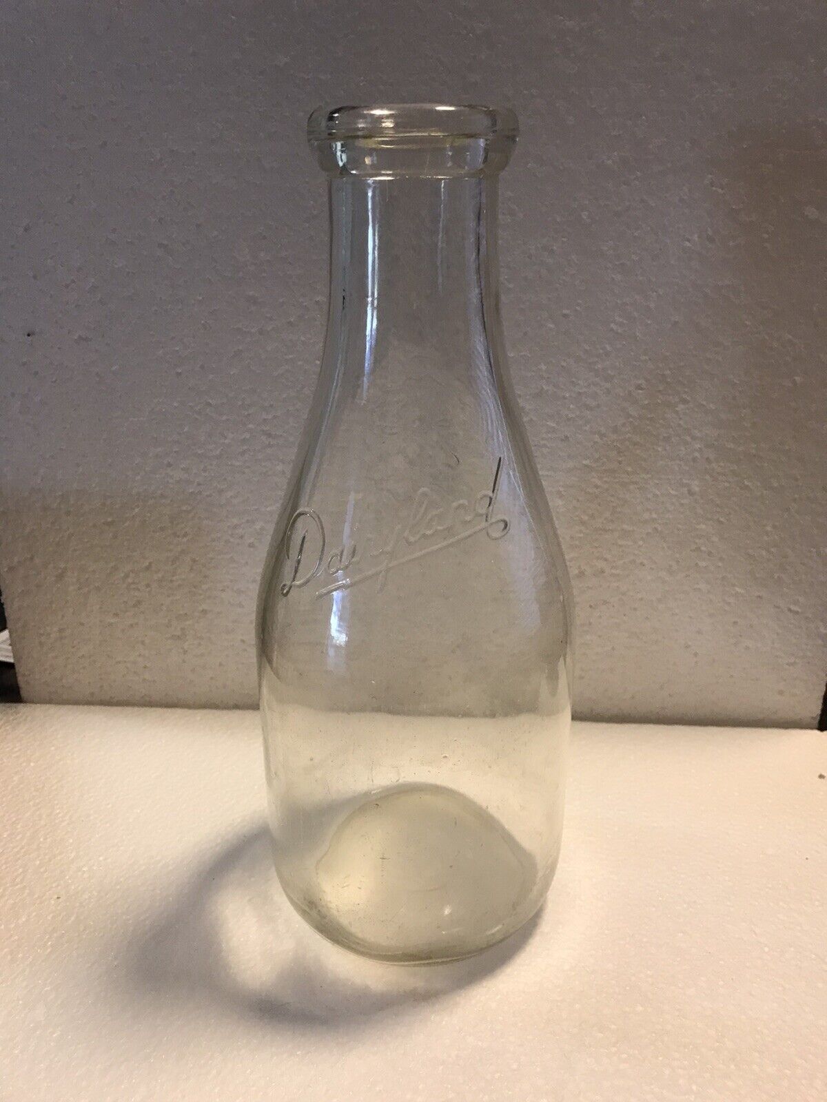 Vintage Dairyland 1 quart glass milk bottle Embossed Emblem