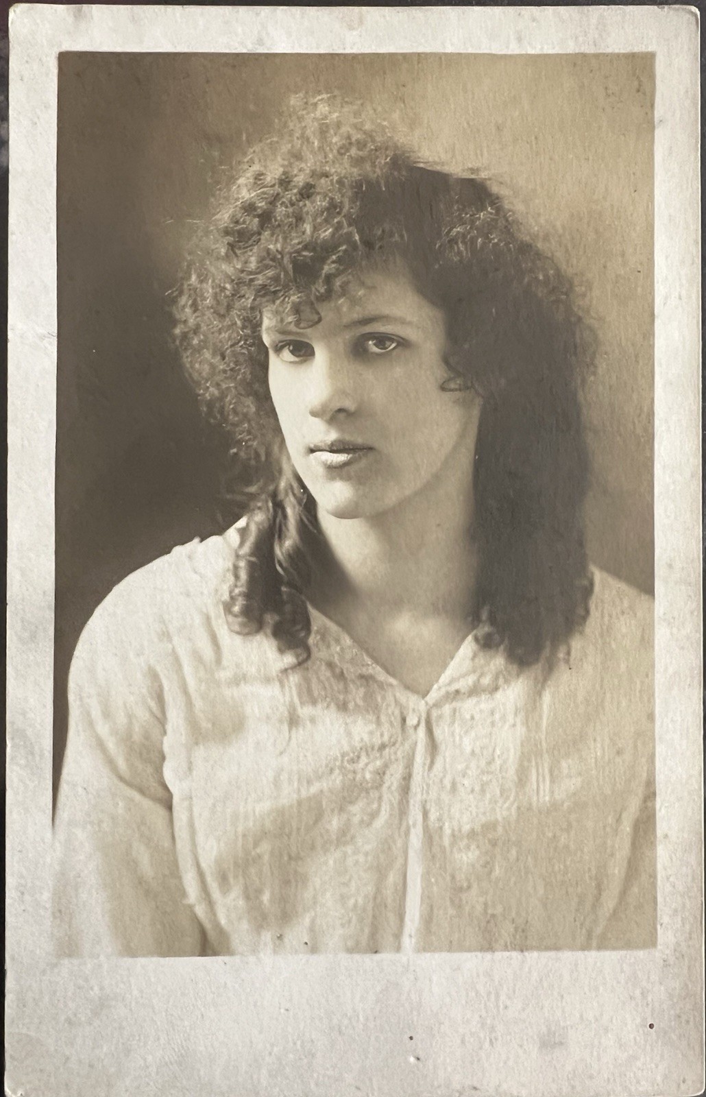 Vintage RPPC Edwardian Woman Portrait  Postcard c.1910 “Leona Kitchen” Haunting