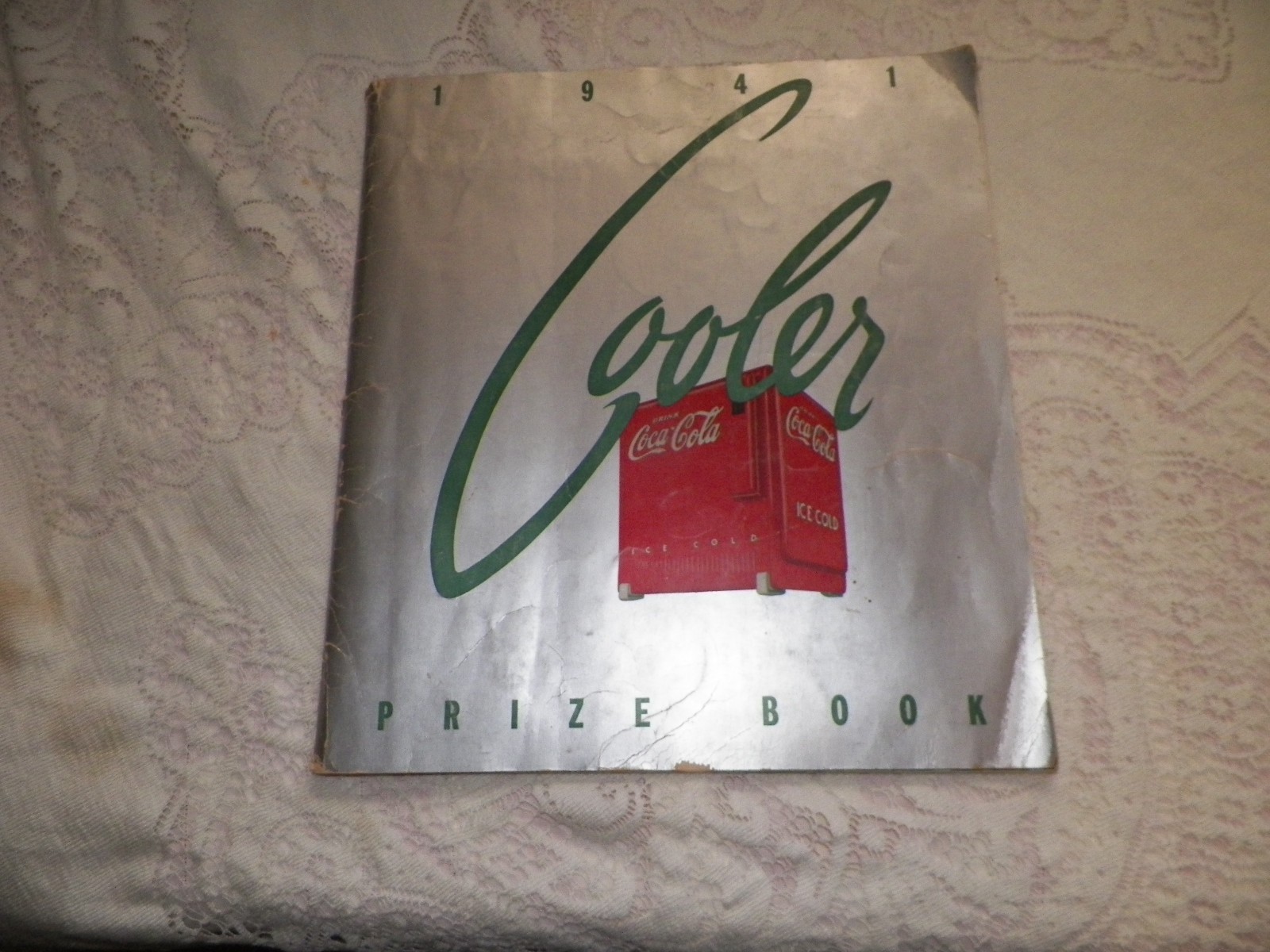 VERY RARE COCA COLA 1941 SALSESMEN PRIZE BOOK GOOD CONDITION