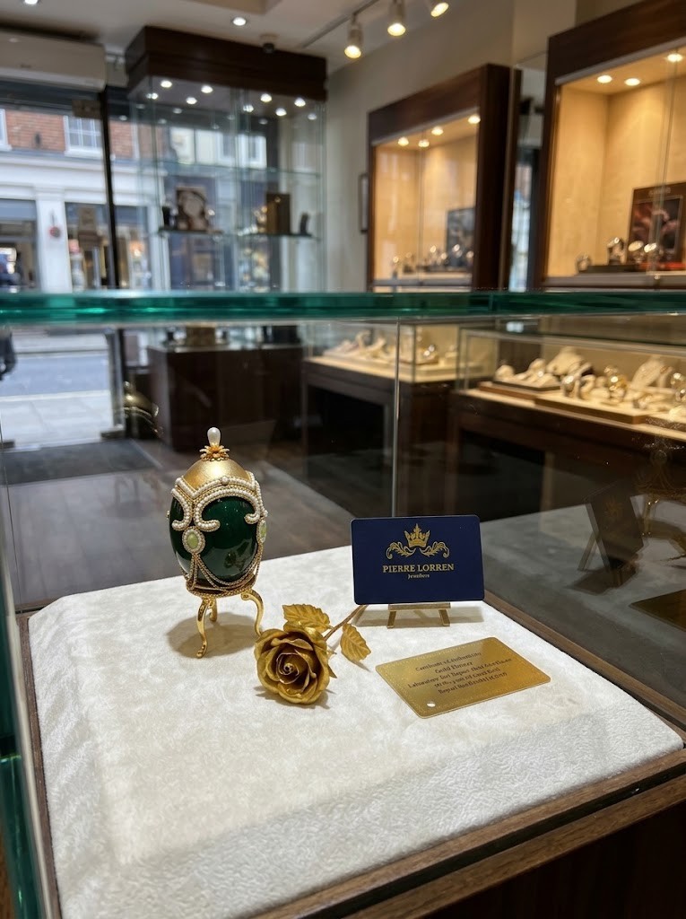 1990 Vintage Faberge egg Jewelry box REal Egg Handmade +Pure Gold Rose Christmas