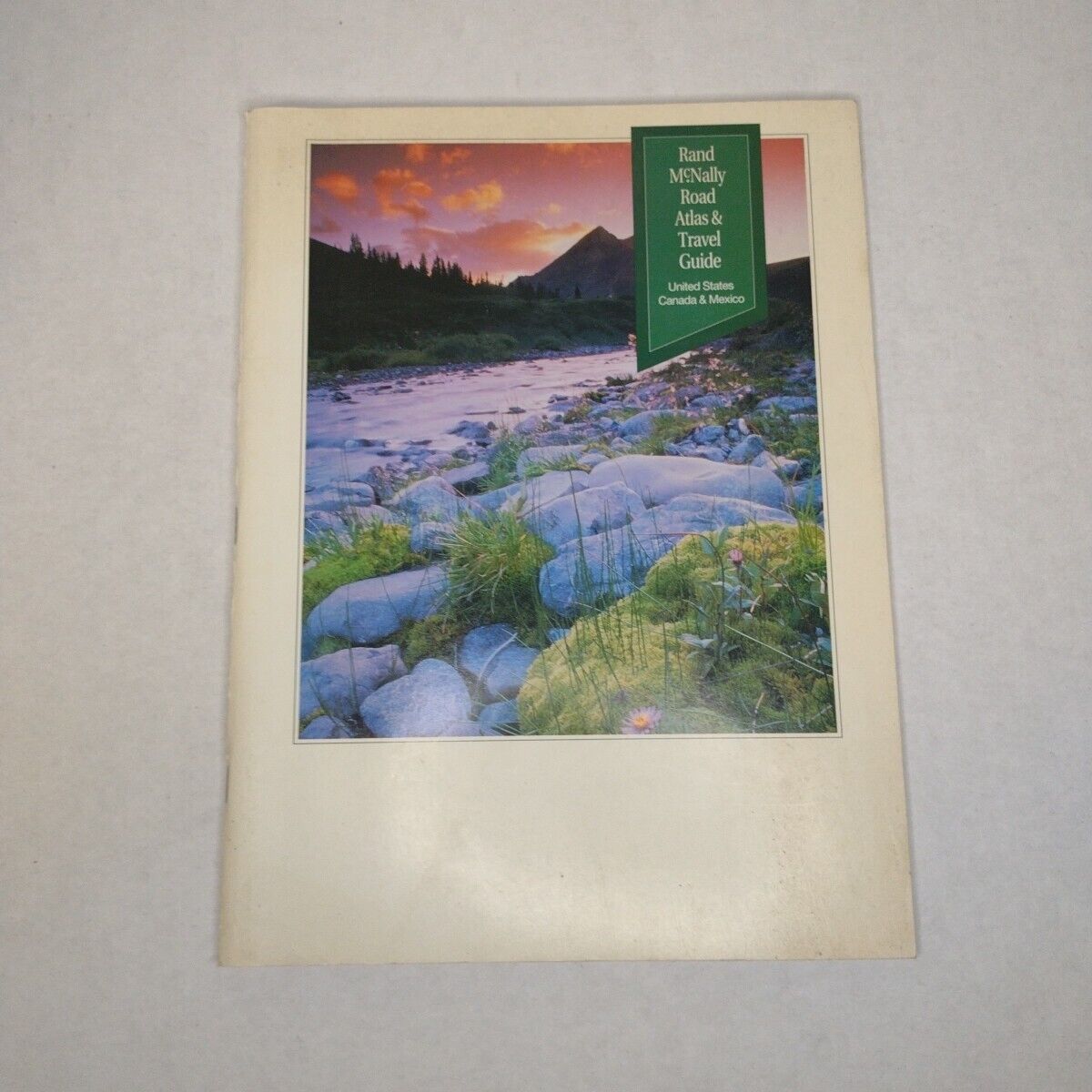Vintage 1994 Rand McNally Road Atlas & Travel Guude USA,Canada, and Mexico
