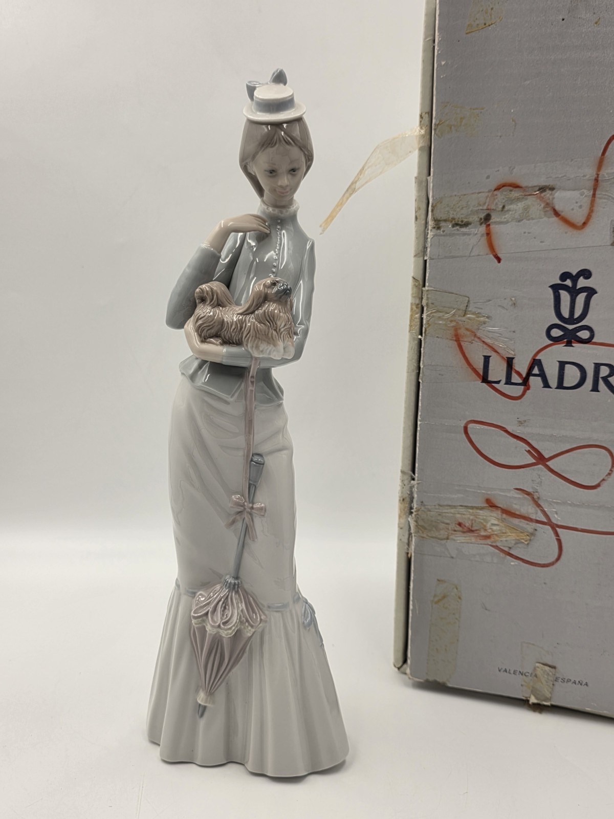 Lladro "Walking with the Puppy Dog" by Jose Roig #4893 Retired Vintage 1974 MINT