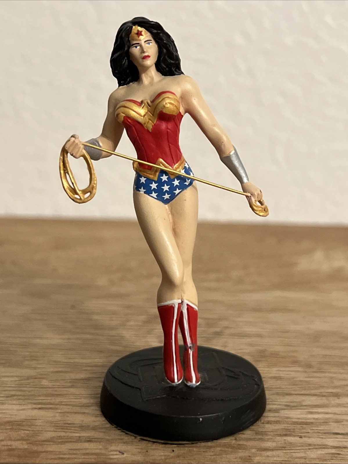 Wonder Woman Dc Comics Super Hero 4” Figurine Rare Statue ASA 1885, 2008