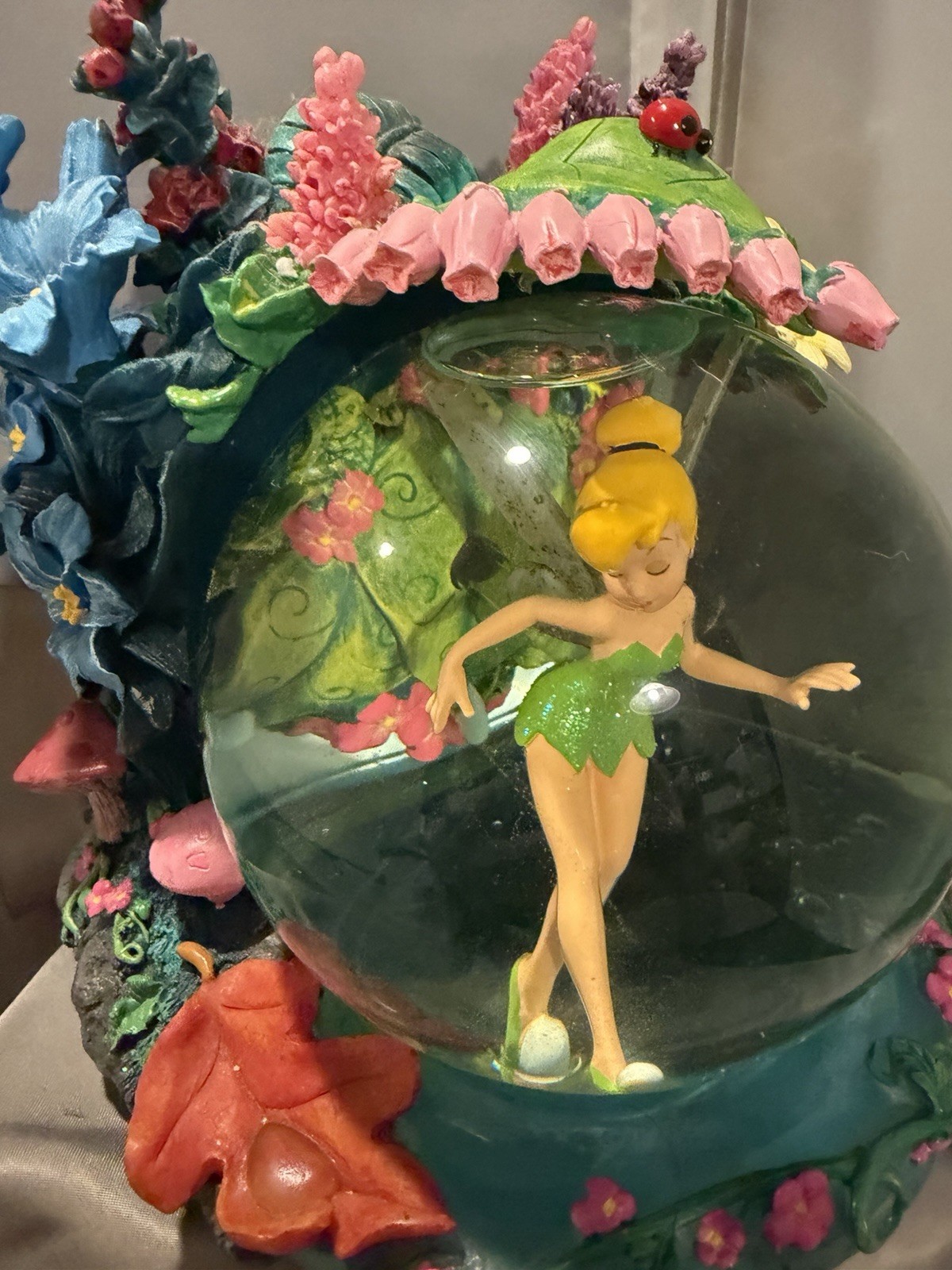 Disney TinkerBell Peter Pan Musical Snow Globe