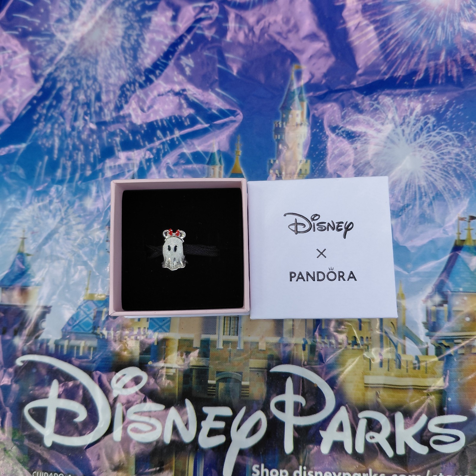 Pandora Disney Park Exclusive Minnie Mouse Ghost Halloween Charm Retired