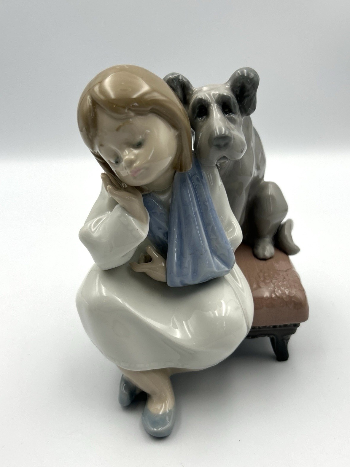 Lladro #5706 “We Can't Play” Porcelain Figurine Injured Girl and Dog Retired