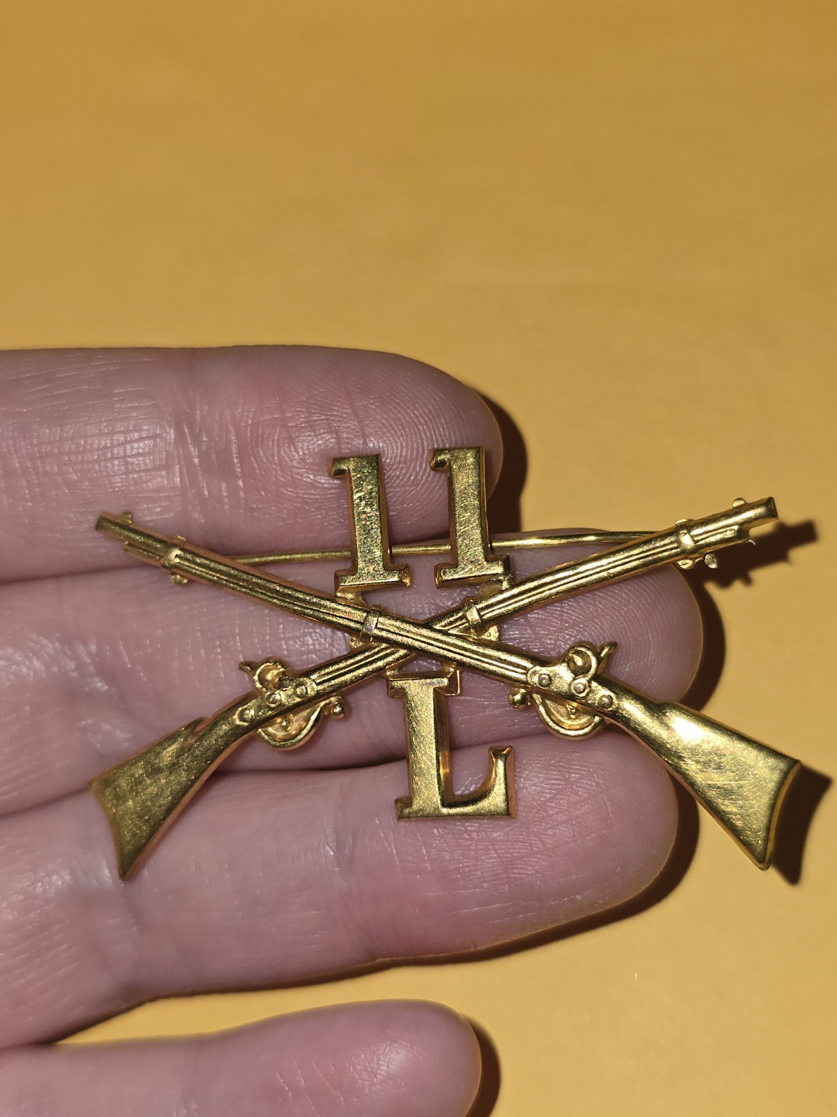 US Army Infantry 11th Regiment L Co Crossed Rifles Pin – Indian Wars ...