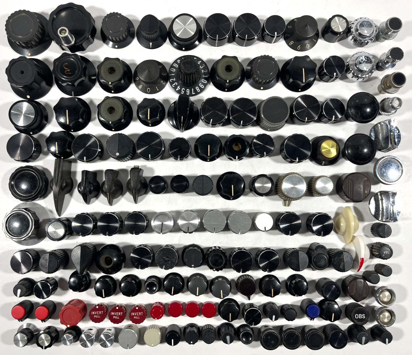 Large Lot 146 Vintage Electronic Test Equipment Radio Control Knobs Dials Audio
