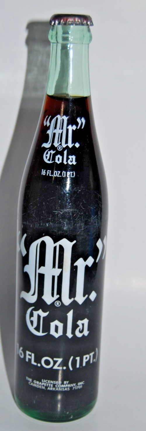 Vintage 1971 Mr. Cola Soda Bottle - 16oz Pint - FULL & SEALED - Great Condition