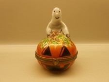 Authentic Vintage Limoges Box France - Halloween Pumpkin with Ghost - Rochard picture