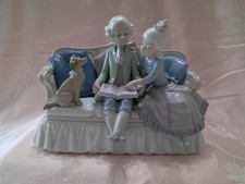 Vtg 80's LLADRO #5229 STORY TIME Retired RARE Porcelain Figurine MINT Condition picture