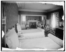 Photo:Lake Forest IL Hugh R McCullough Residence Bedroom 1890s picture