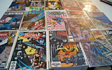 Large lot of 31 assorted Batman/Spawn Comics 1987-1994 picture